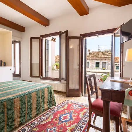 Palazzo Schiavoni Residenza D'epoca & Suite-apartments Benátky