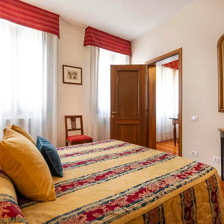 Palazzo Schiavoni Residenza D'epoca & Suite-apartments Benátky