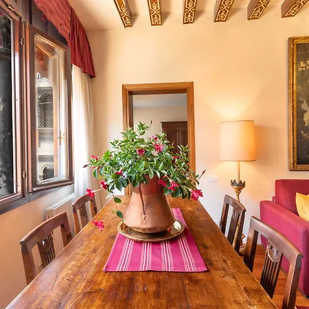Penzion Palazzo Schiavoni Residenza D'epoca & Suite-apartments