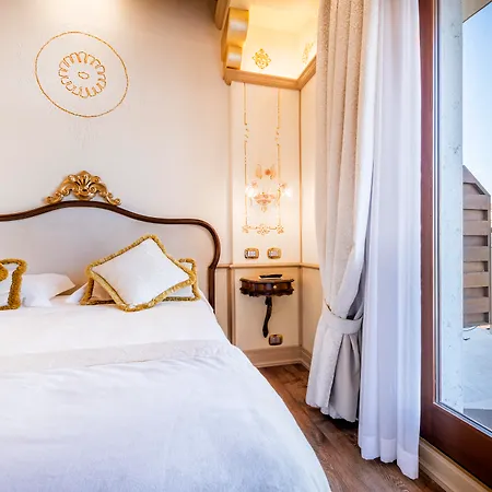 Monaco & Grand Canal 4* Venise