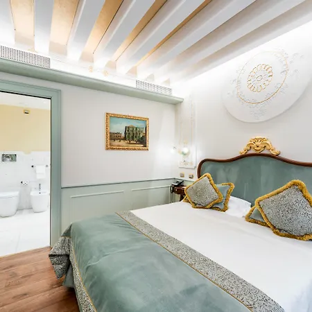 Hotel Monaco & Grand Canal Venise