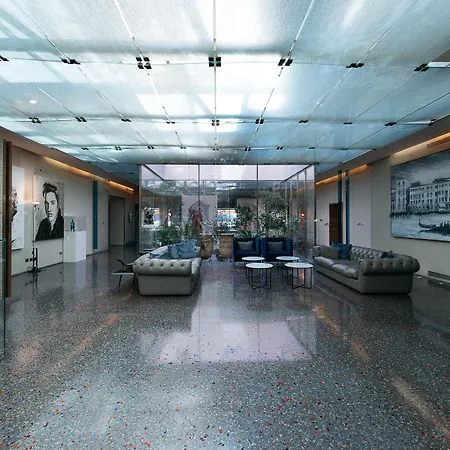 Monaco & Grand Canal Hotel 4*