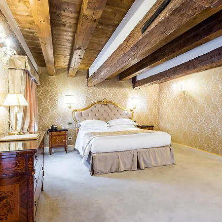 Ai Cavalieri Di Venedig
