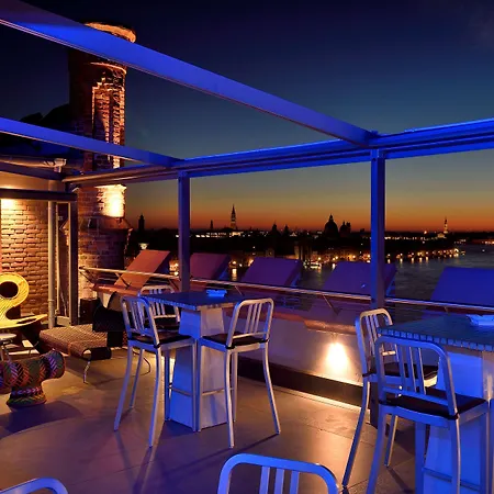 Hotel Hilton Molino Stucky 5*