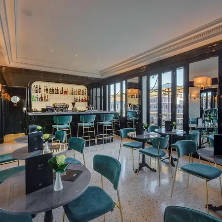 H10 Palazzo Canova Hotel