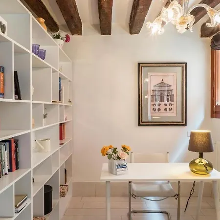 Apartment Ca Molin By Venicevillas, Vista Canale