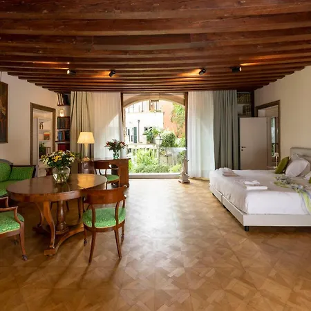 Mocenigo Grand Canal Luxury * Wenecja