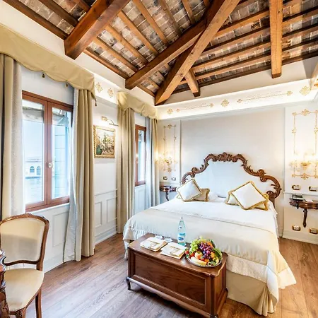 Monaco & Grand Canal 4*