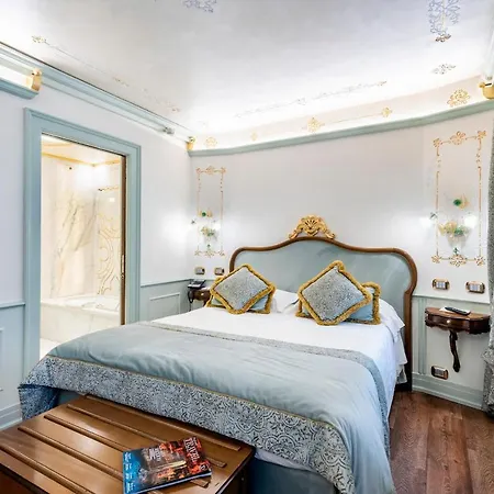 Hotel Monaco & Grand Canal 4*