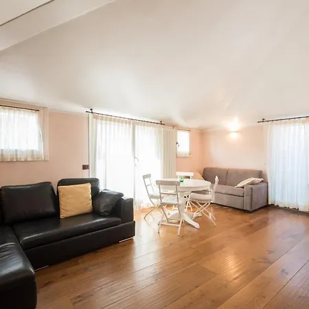 Savoia E Jolanda Apartment Venice