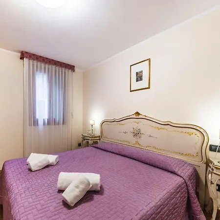Ca' Leon D'oro Guest house