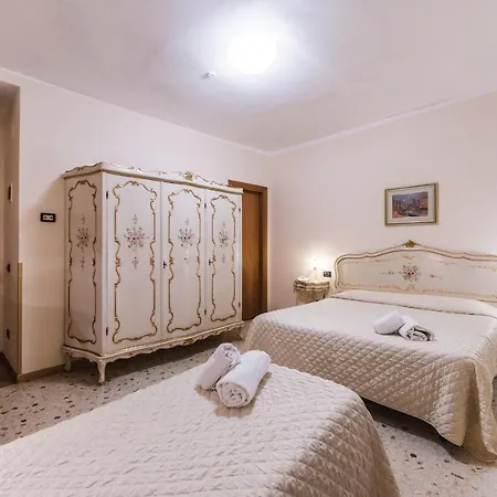 Ca' Leon D'oro 3* Venice