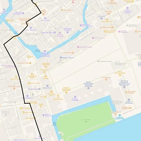 Apartment Al Pozzo Dei Scoacamini, 100 M From San Marco, Ground Floor