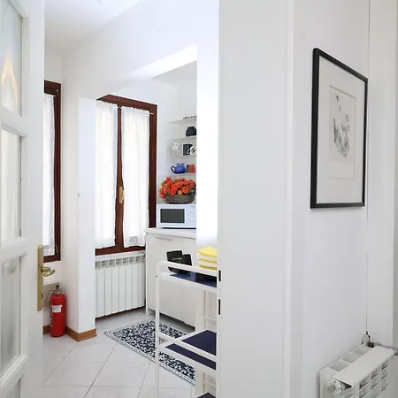 Apartment Heaven San Marco 1 E 2, The Elegant A Stone S Throw From St S Square