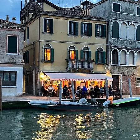 Palazzo Veneziano Direct At The Canal With Roof Terrace Venecia