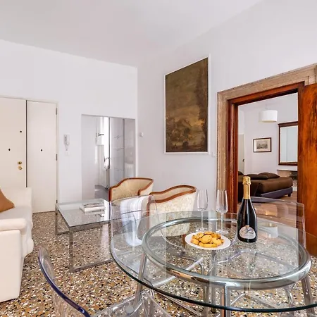 Ca' Foscolo Appart hôtel 2*