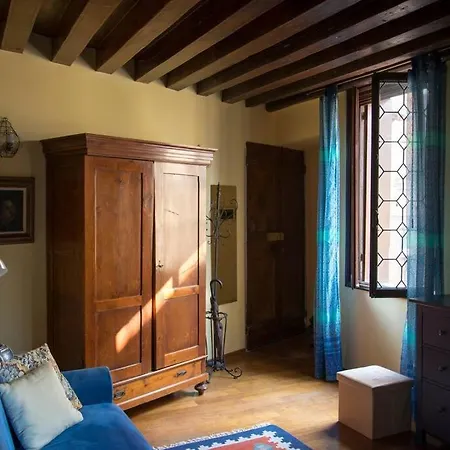 Apartment Charm - Close To Rialto And San Marco *