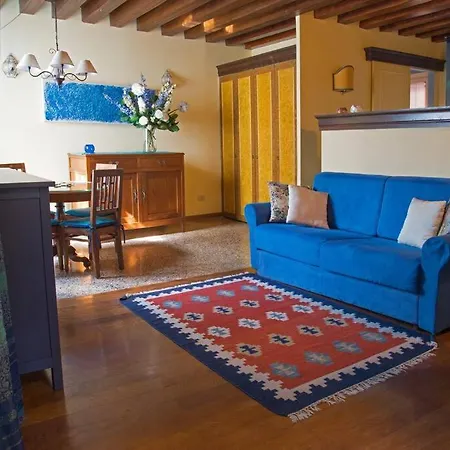 Apartment Charm - Close To Rialto And San Marco *