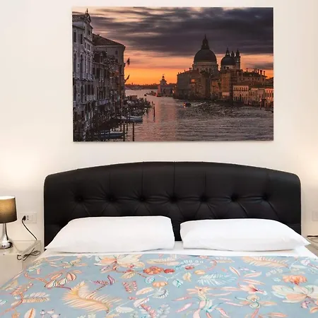 Just Urban - Castello 5067 Boutique Apartament
