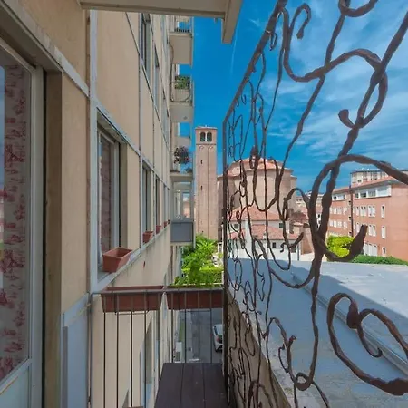 Modern, Contemporary Flat-15 Minutes To Venice Mestre