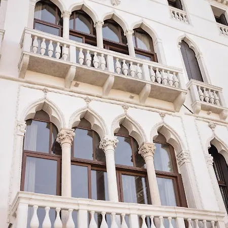 Palazzo Garzoni Apartment