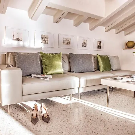 Apartment Palazzo Garzoni Venice