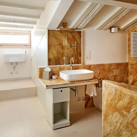 Apartment Palazzo Garzoni *