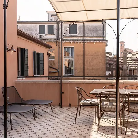 Hotel apartamentowy Be Mate Ponte Di Rialto Wenecja