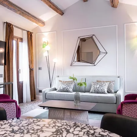 Hotel apartamentowy Be Mate Ponte Di Rialto