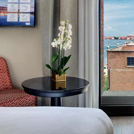 Hilton Molino Stucky 5* Venice