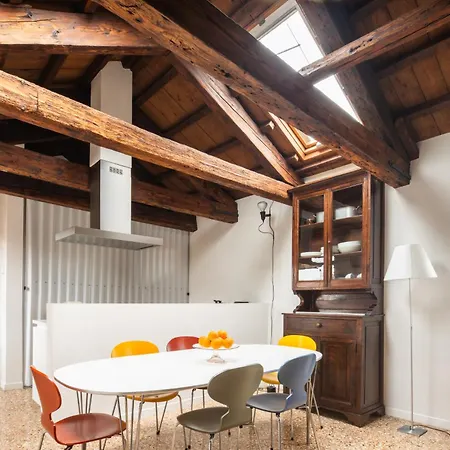Santa Giustina Palace R&r Appartamento *