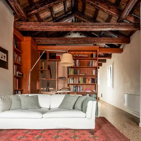 Santa Giustina Palace R&r