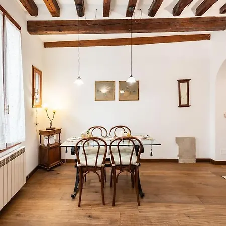 Apartment Ca' Della Madoneta - Vista Canale Venice