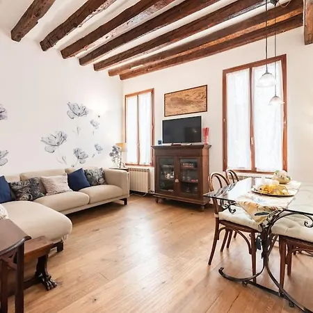 Apartment Ca' Della Madoneta - Vista Canale