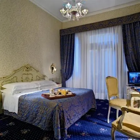 Montecarlo Ξενοδοχείο