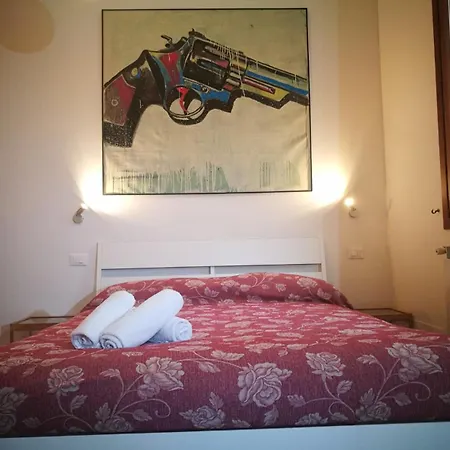 Rendina Hotel