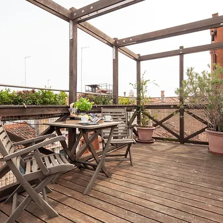 Altana Studio Apartment