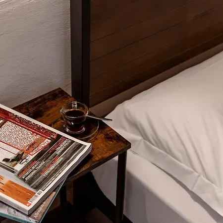 Fenix Colombina In Biennale - Your Little House Apartment