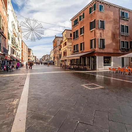 Fenix Colombina In Biennale - Your Little House Apartment Venice
