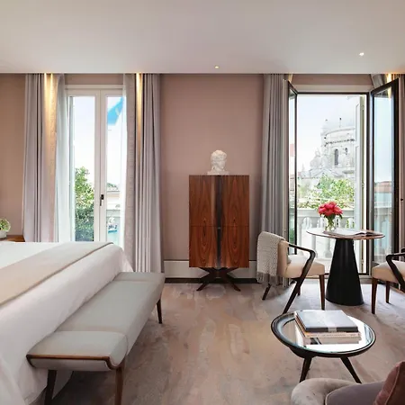 Hotel The St. Regis 5*
