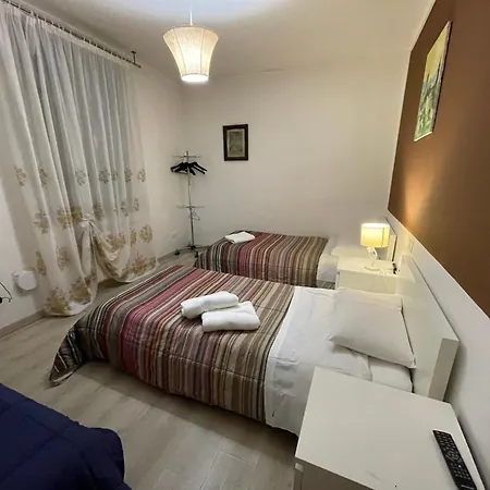 דירה Harry's Canal View