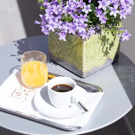 Penzion Palazzo Schiavoni Residenza D'epoca & Suite-apartments 3*
