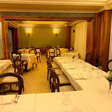 Ξενοδοχείο Ristorante Ca' Nova 3*