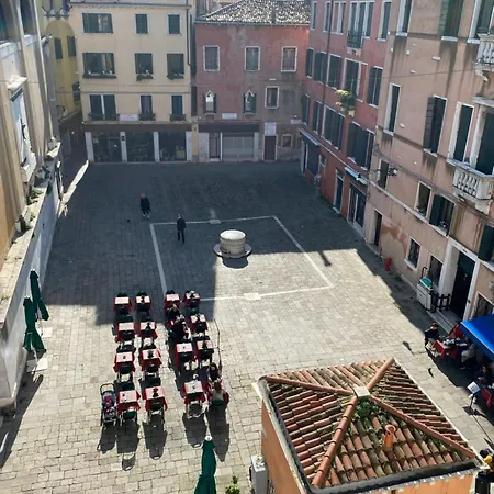 Ve-nice Rialto