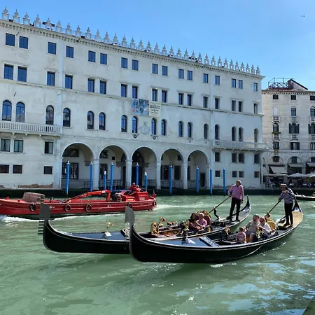 Ve-nice Rialto Apartment *