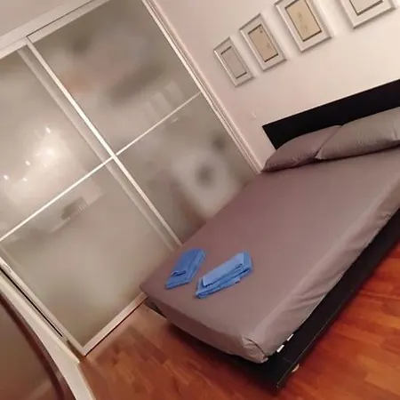 Apartamento Orange Casanova - Fibre-optic Internet And Garden Venecia