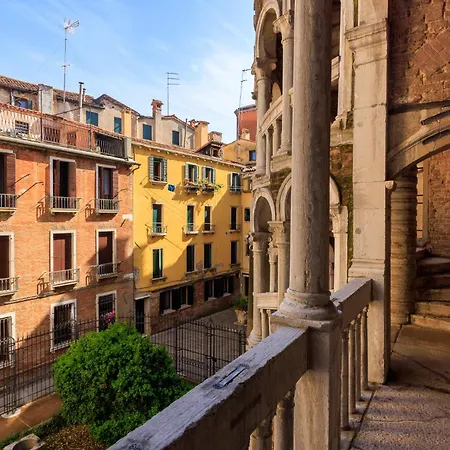 Residenza Scala Del Bovolo Apartment Venice
