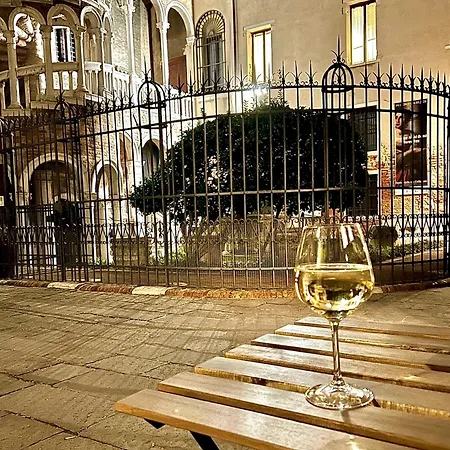 Apartment Residenza Scala Del Bovolo Venice