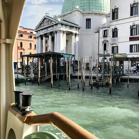 Apartment Cosy In The Heart Of With View 50 M² Venice