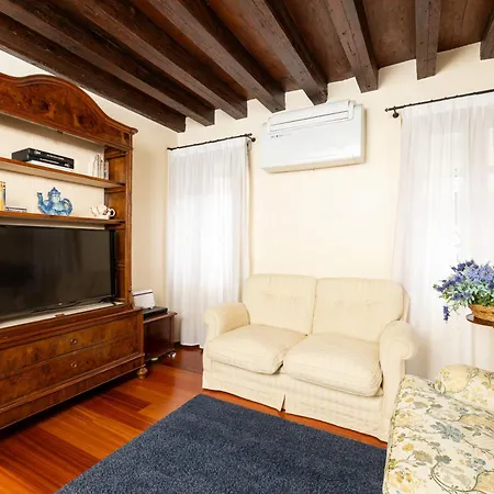 Heaven San Marco 1 E 2, The Elegant A Stone S Throw From St S Square *